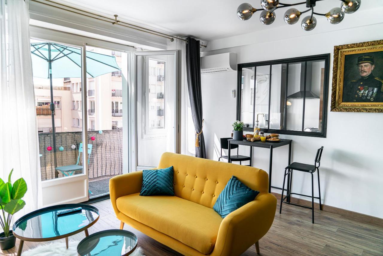 Ferienwohnung Au Palais Des Pyrenees! Hyper Centre -Clim-Balcon-Parking Gratuit Pau Exterior foto