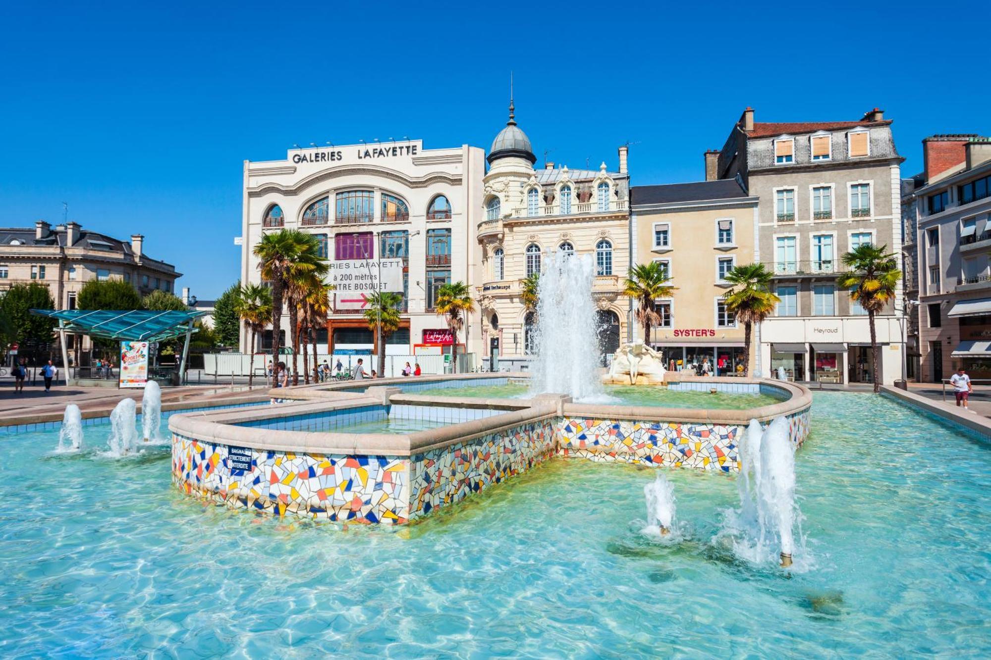 Ferienwohnung Au Palais Des Pyrenees! Hyper Centre -Clim-Balcon-Parking Gratuit Pau Exterior foto